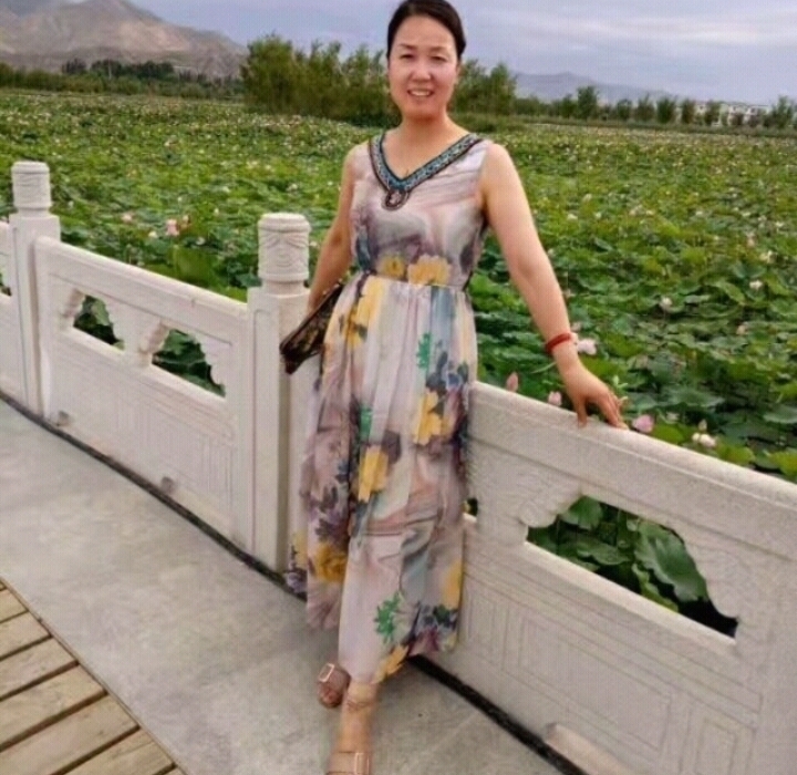 红叶的第一张照片--甘肃王婆说媒